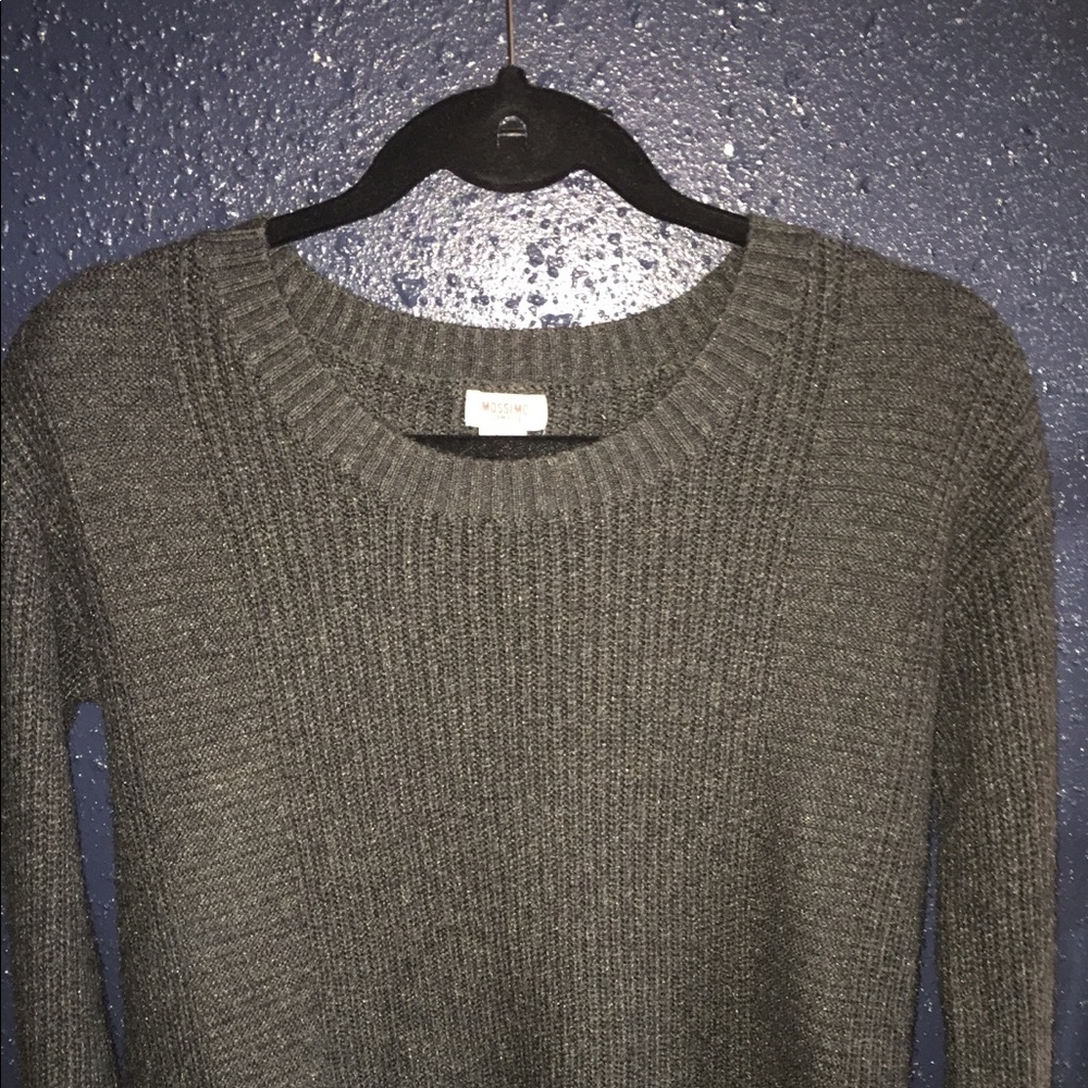 Black comfy sweater